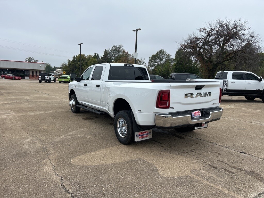 2026 Ram 3500 Tradesman photo 3
