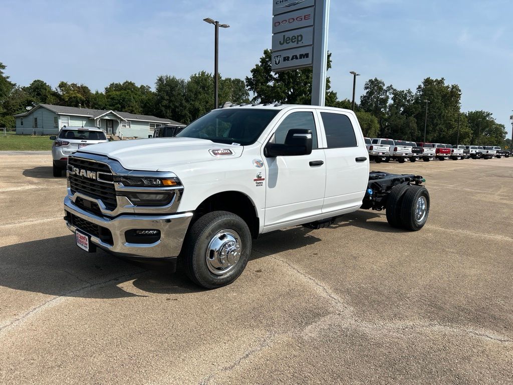 2026 RAM 3500 Chassis Cab Tradesman