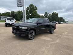 2025 Ram 1500 LARAMIE CREW CAB 4X4 5'7 BOX Pickup
