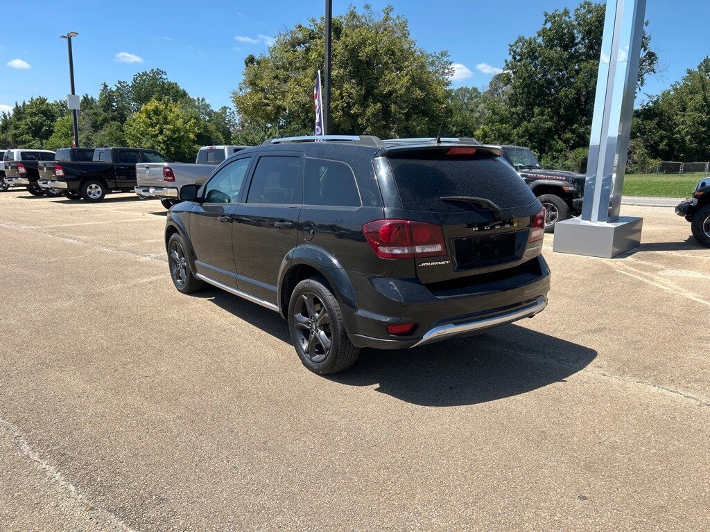 2020 Dodge Journey Crossroad photo 3