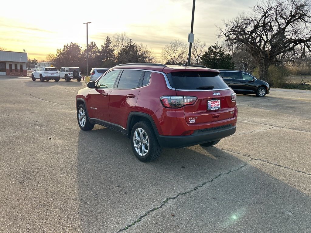 Used 2025 Jeep Compass Latitude SUV