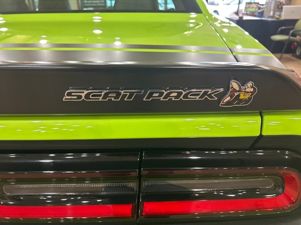 2023 Dodge Challenger R/T Scat Pack photo 4
