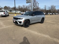 2025 Jeep Grand Cherokee SUMMIT 4X4 Sport Utility