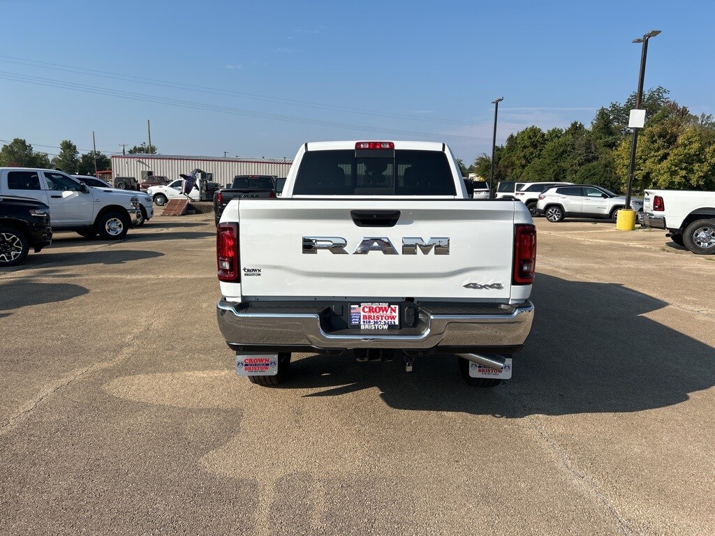 2026 Ram 2500 Tradesman photo 4