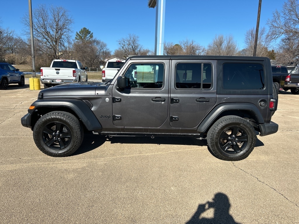Used 2019 Jeep Wrangler Unlimited Altitude with VIN 1C4HJXDG9KW623567 for sale in Bristow, OK