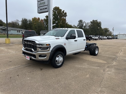 2026 Ram 4500 Chassis Cab TRADESMAN  CREW  4X4 60' CA Pickup