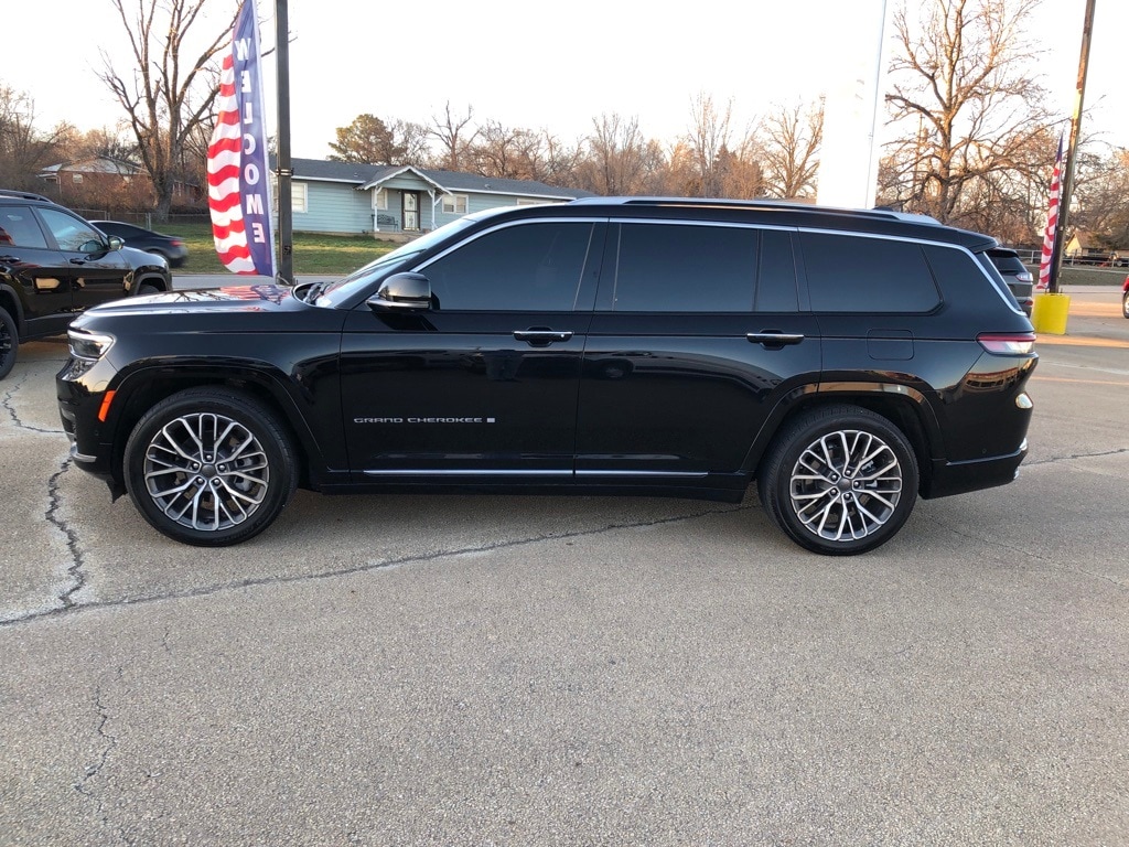 Used 2021 Jeep Grand Cherokee L Summit Reserve with VIN 1C4RJKEG3M8116399 for sale in Bristow, OK