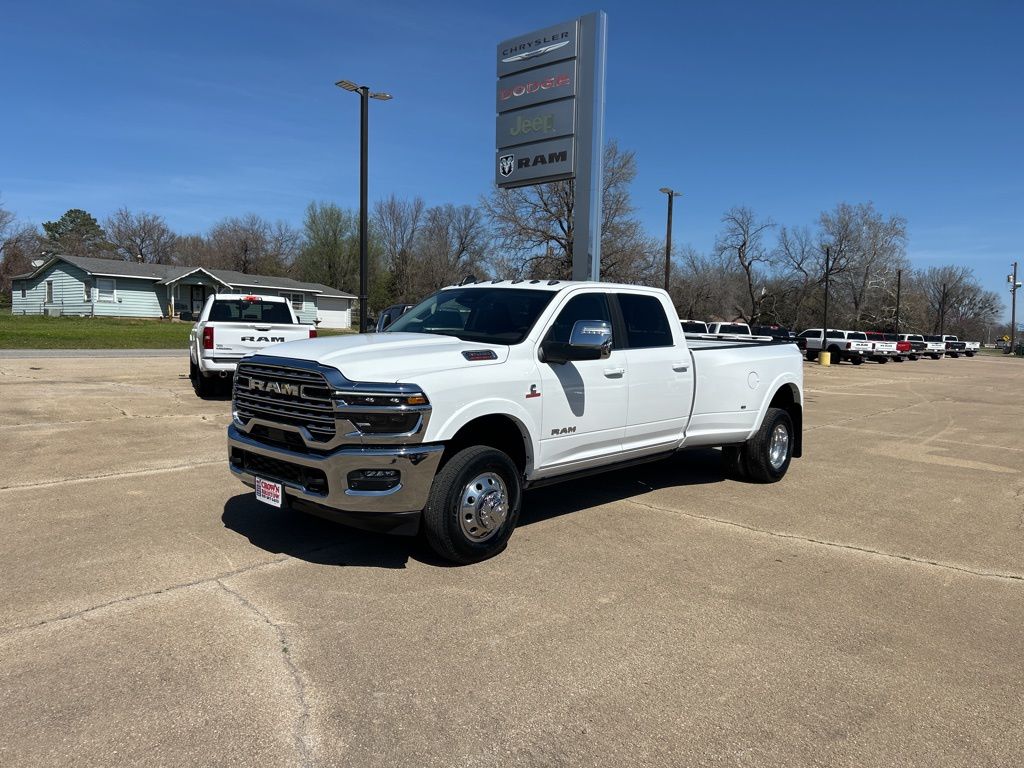 2026 RAM 3500 Limited/Longhorn 4X4 Crew Cab LWB's photo