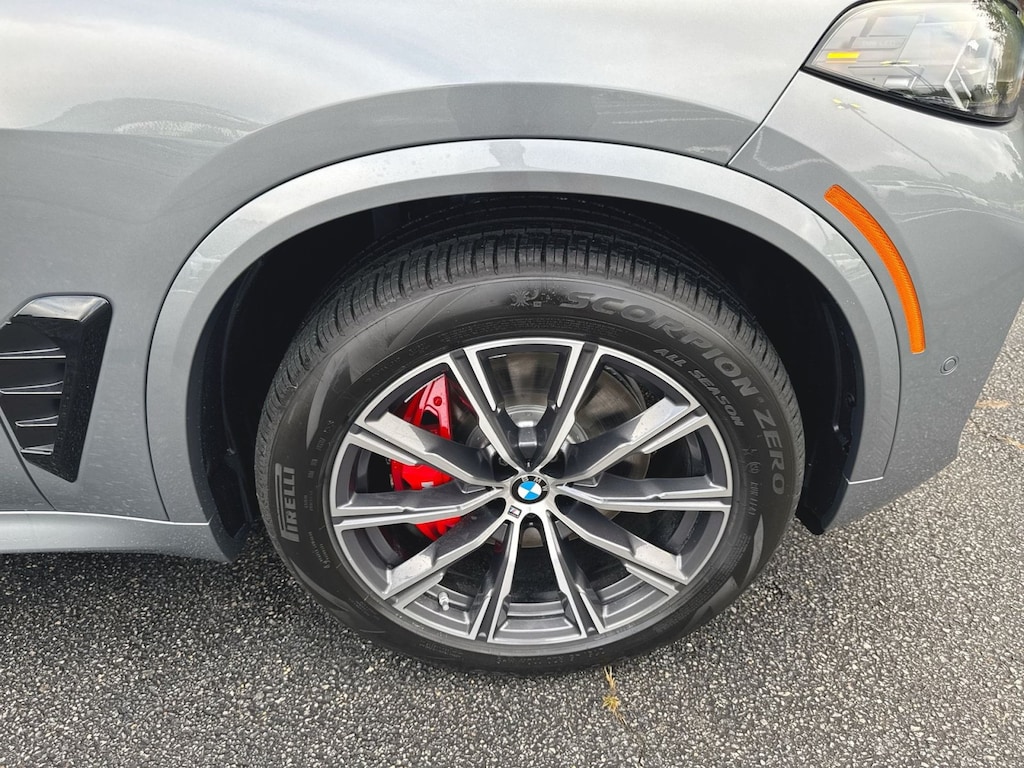 New 2026 BMW X5 xDrive40i SUV