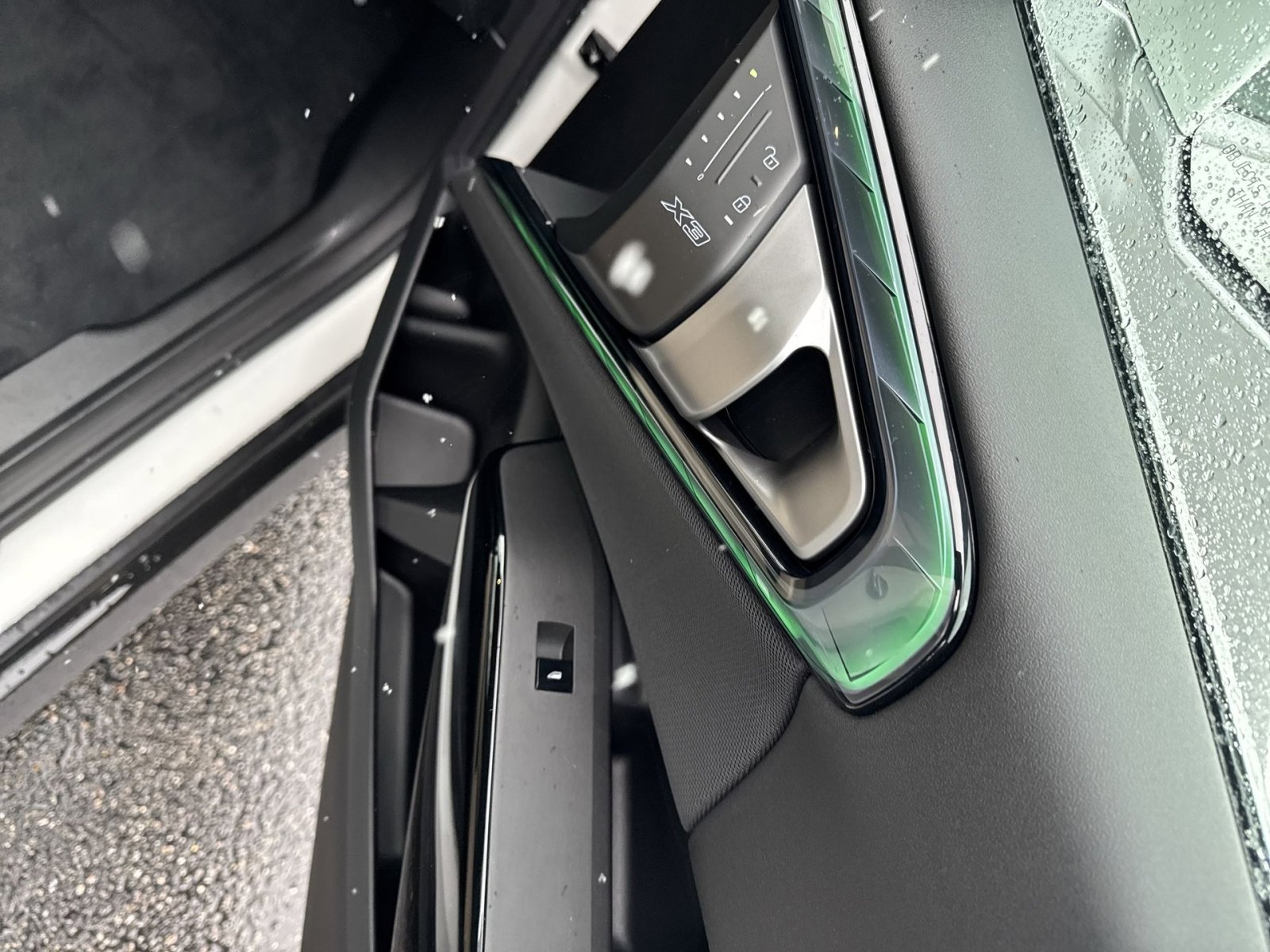 2026 BMW X3 30 - Photo 34