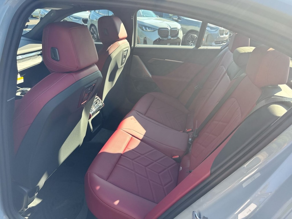 New 2027 BMW 530i xDrive Sedan