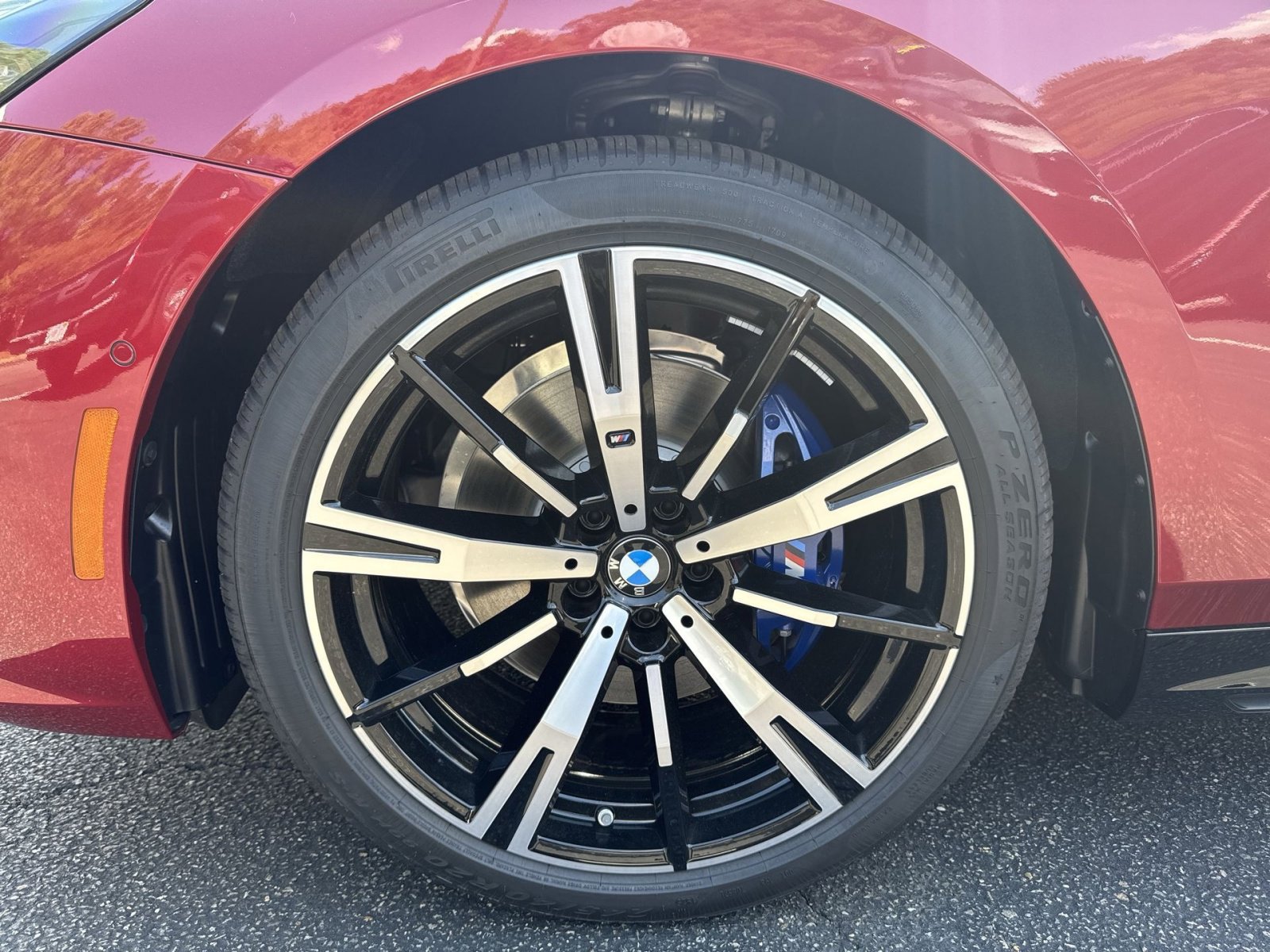 2026 BMW 5 Series 530i - Photo 7