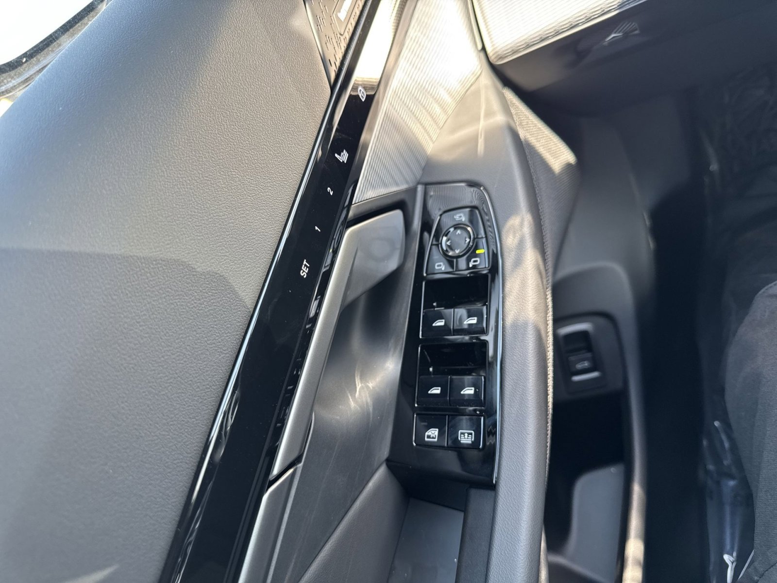 2026 BMW 5 Series 530i - Photo 9