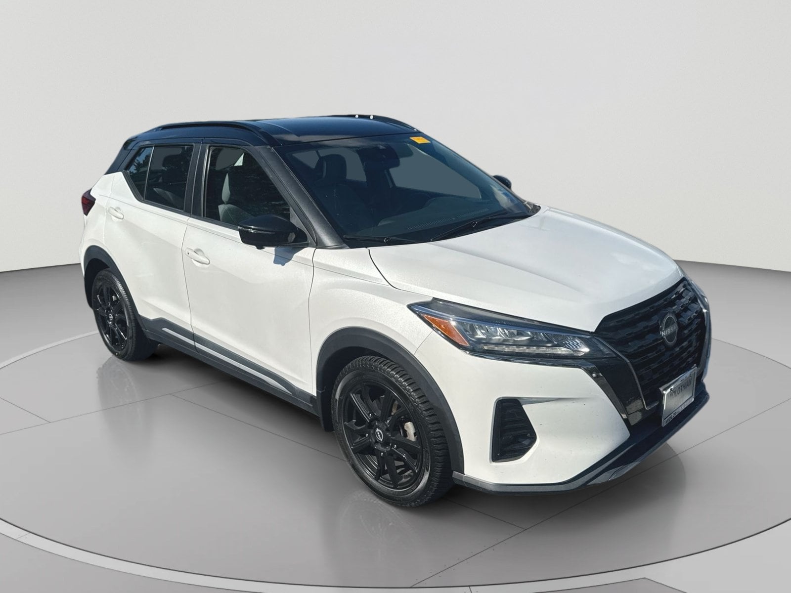 2023 Nissan Kicks