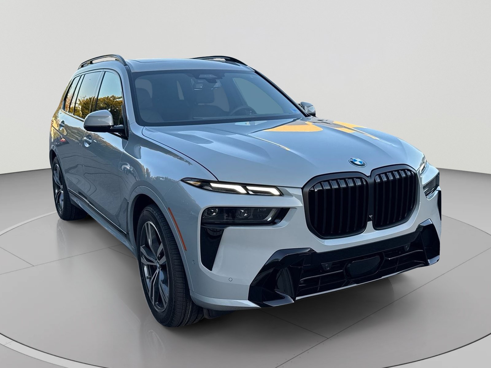 2027 BMW X7