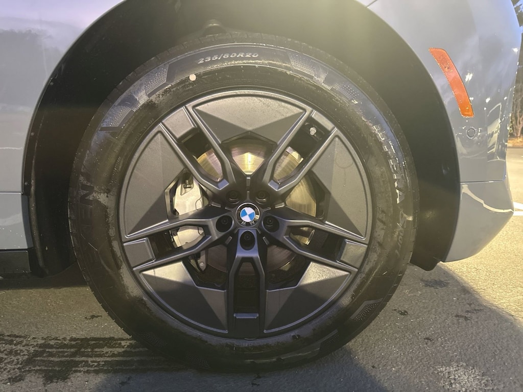 New 2026 BMW iX xDrive60 SUV