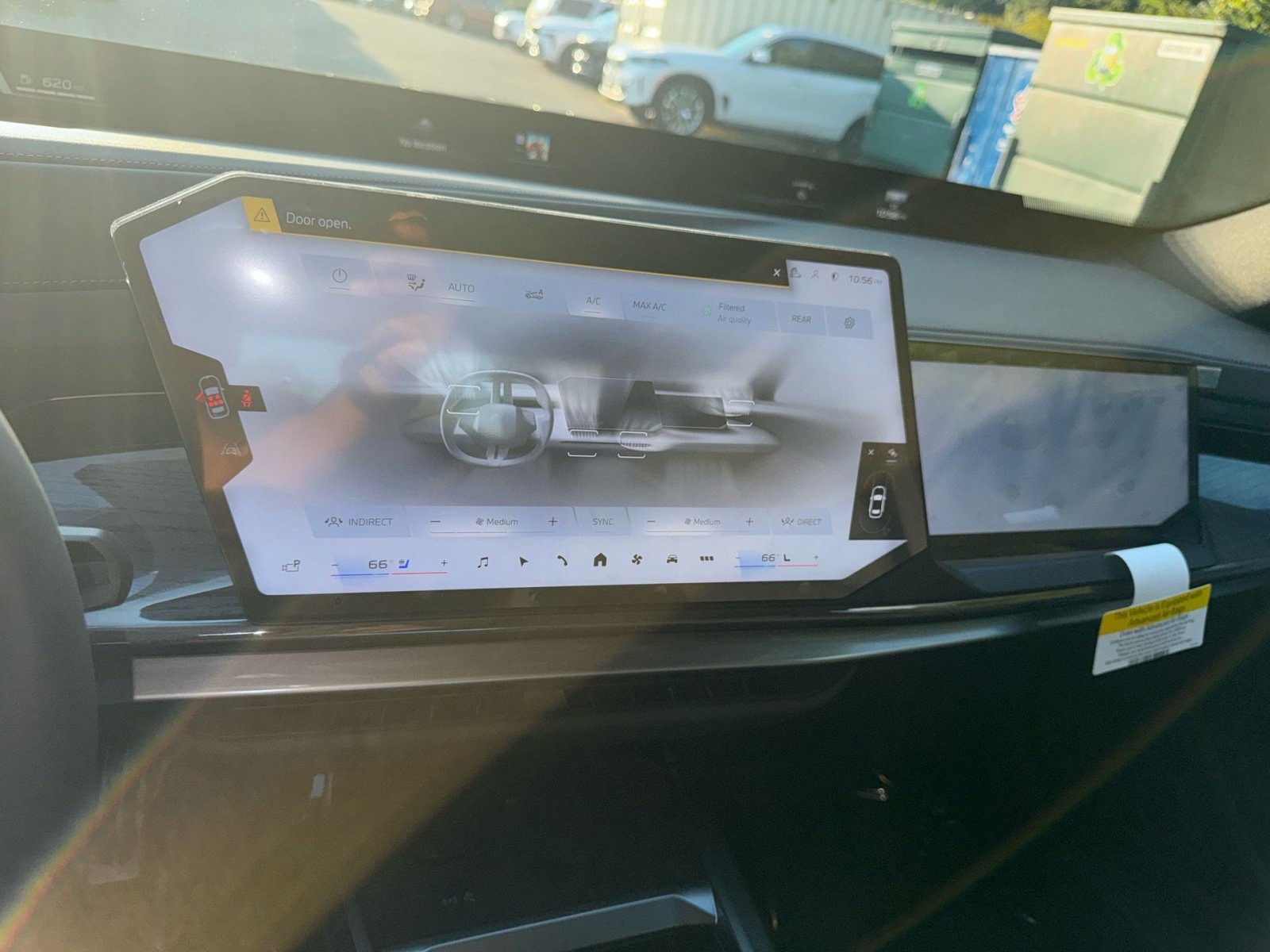 2027 BMW 7 Series 740i - Photo 42