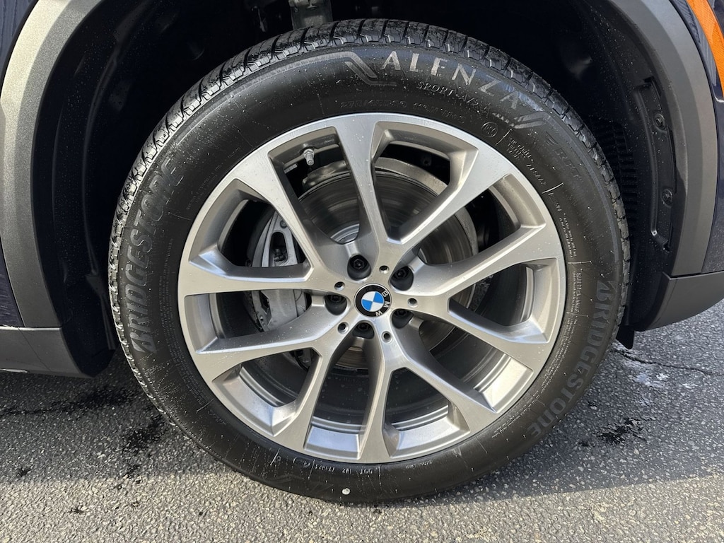 New 2026 BMW X5 xDrive40i SUV