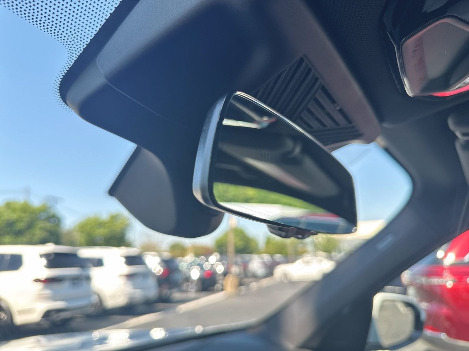 2026 BMW X3 30 - Photo 15