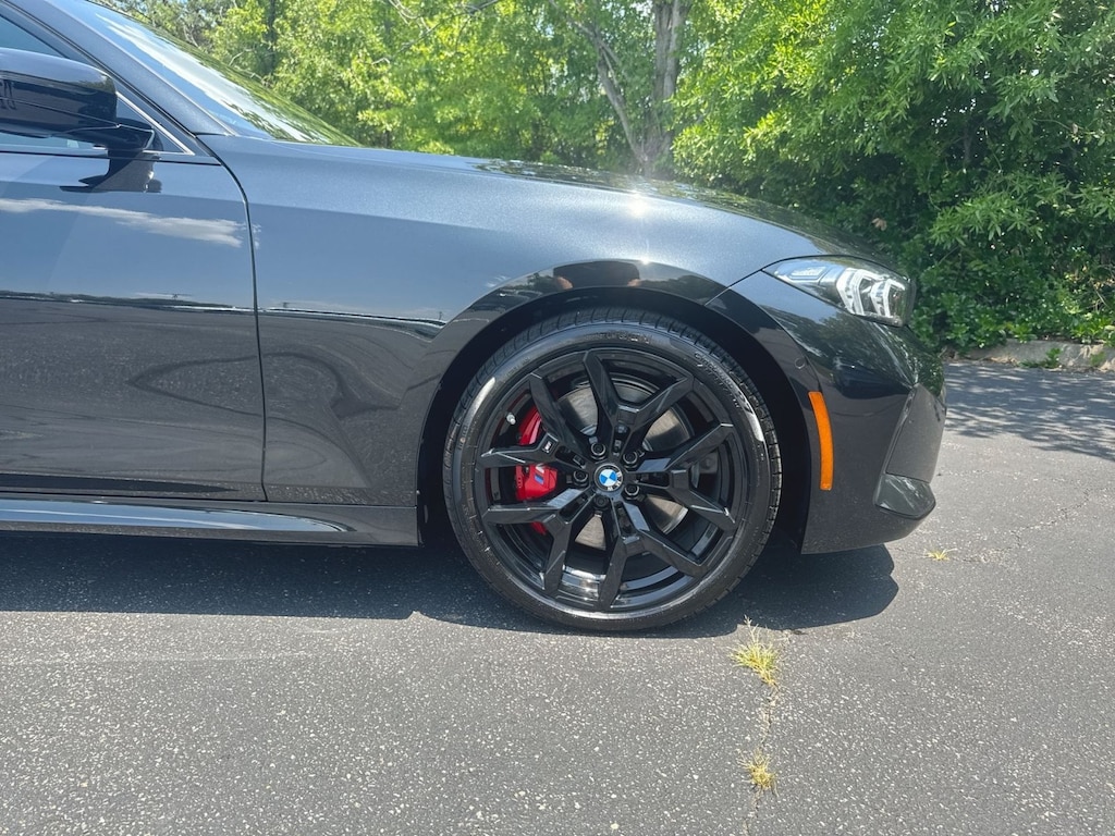 New 2026 BMW 330i Sedan