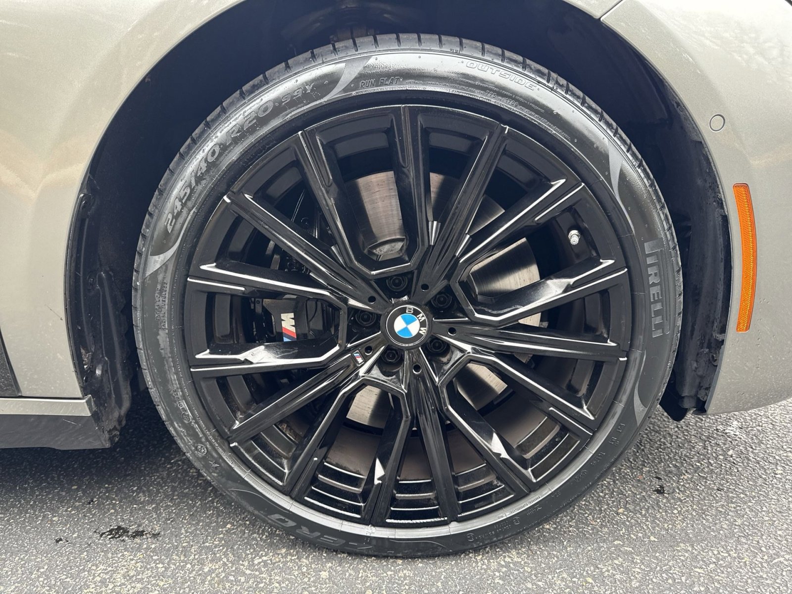 2022 Bmw M760i xDrive photo 2