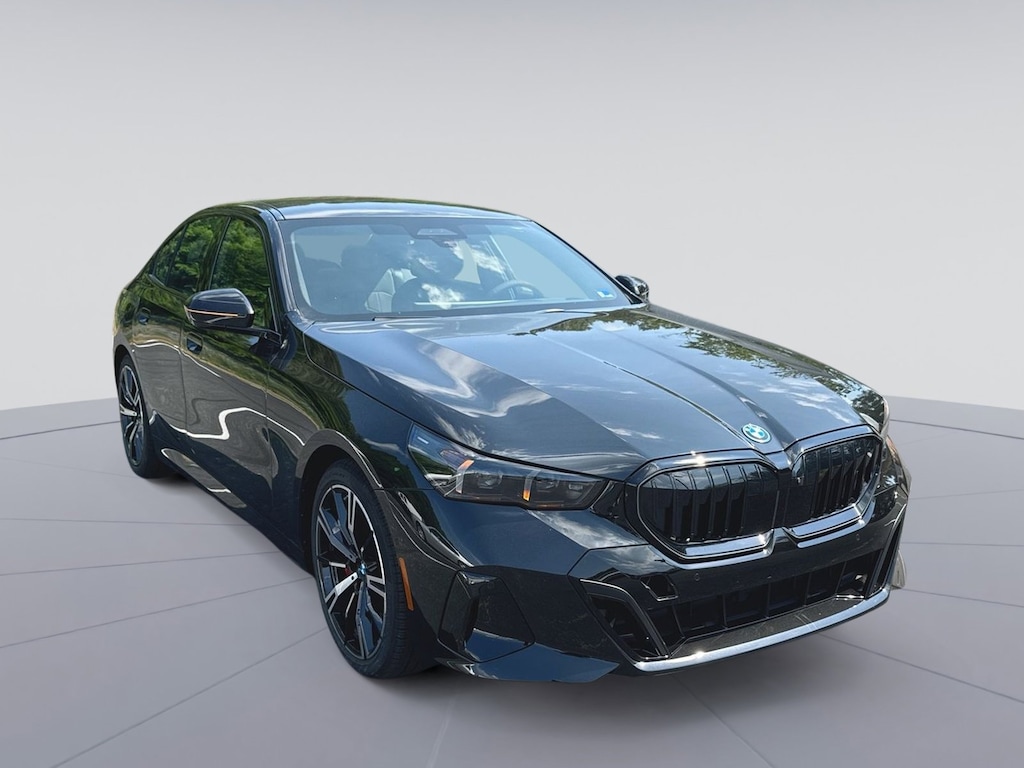 New 2027 BMW 550e xDrive Sedan