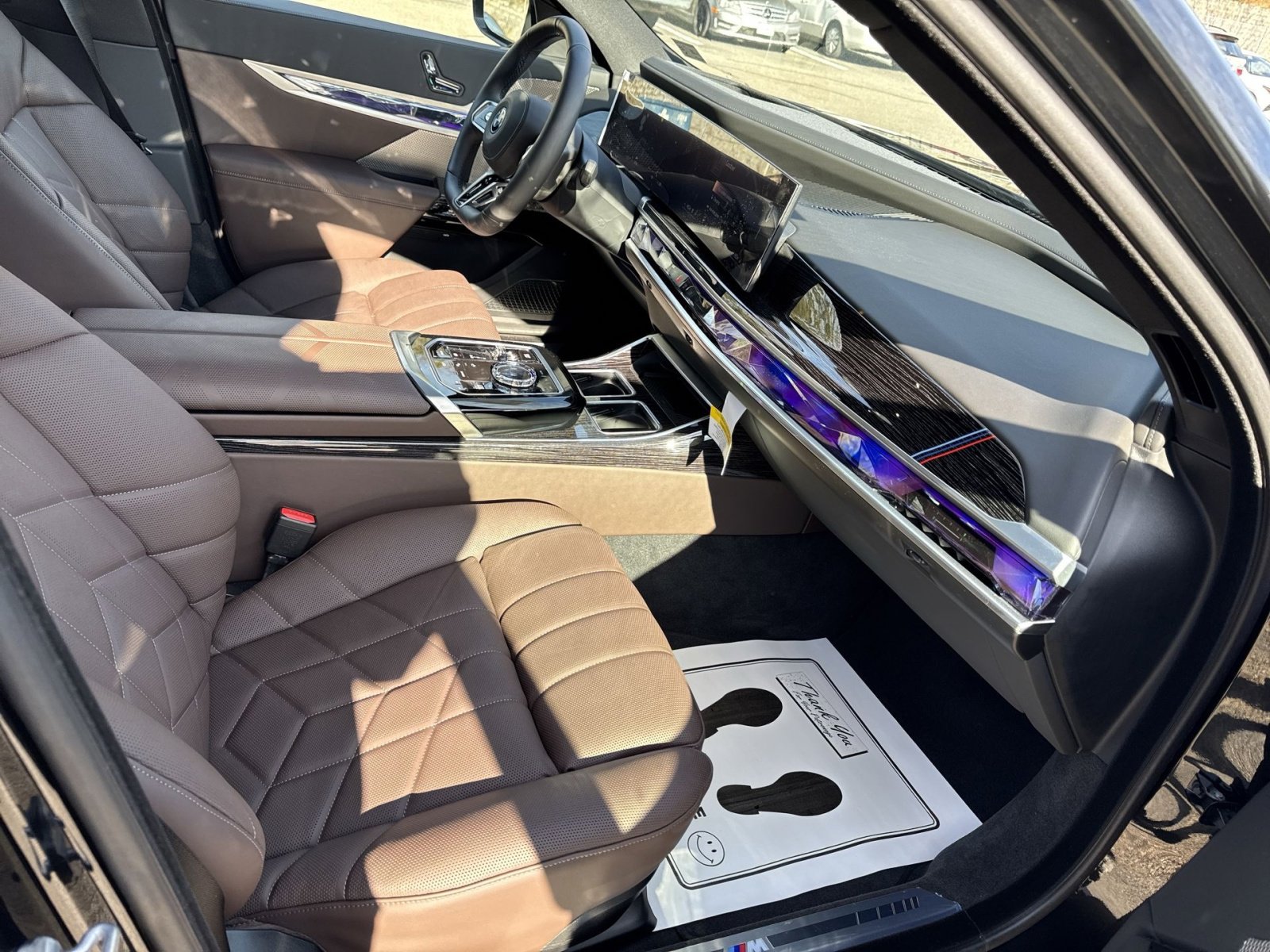 2025 BMW i7 60 - Photo 33