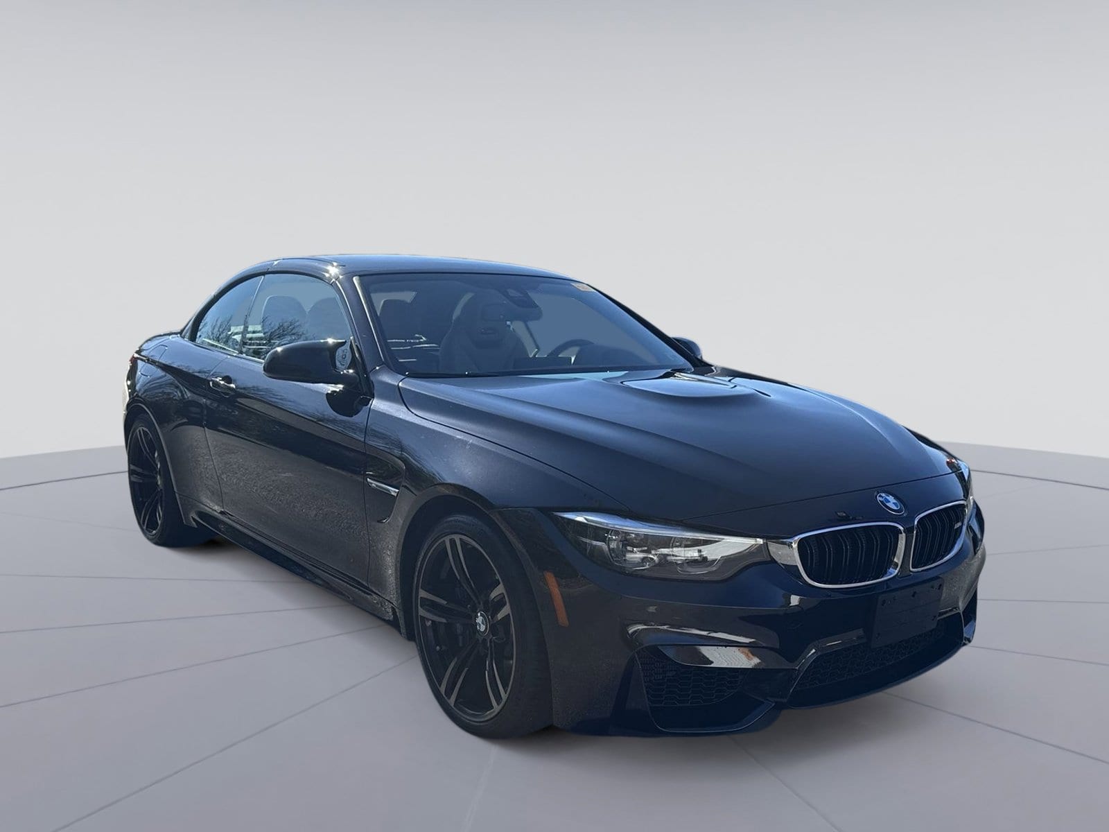 2018 BMW M4 Convertible Base's photo