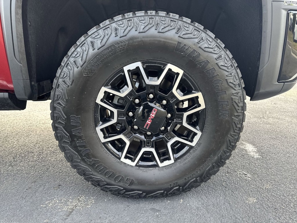 Used 2025 GMC Sierra 2500 HD AT4X Truck Crew Cab