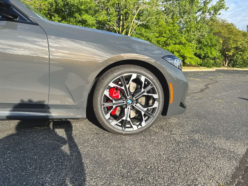 New 2026 BMW 330i xDrive Sedan