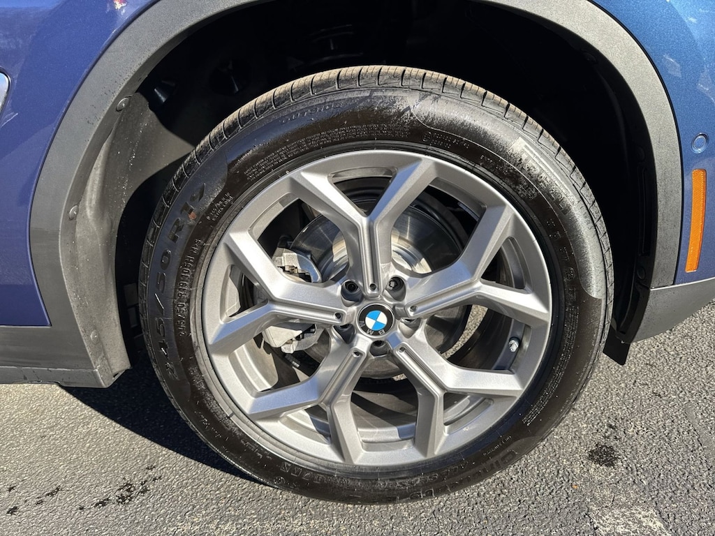 New 2025 BMW X4 xDrive30i SUV