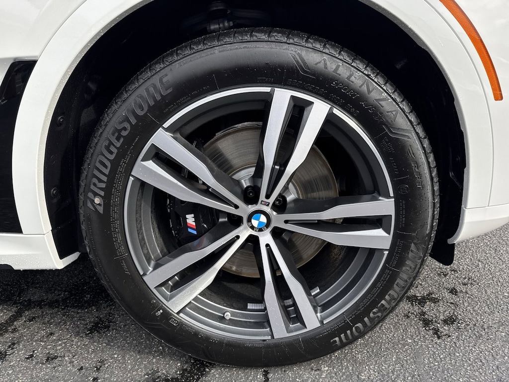 New 2026 BMW X7 xDrive40i SUV