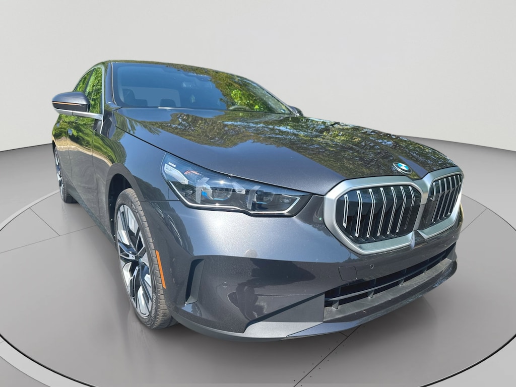 New 2026 BMW 530i xDrive Sedan