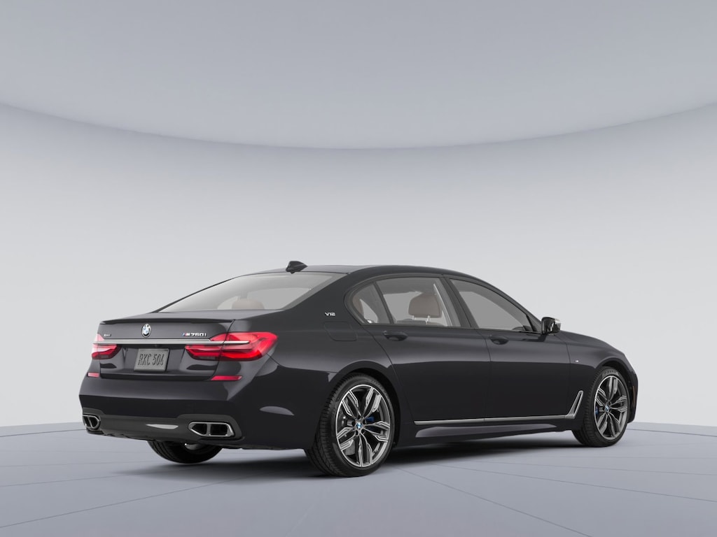 Used 2022 BMW M760i xDrive Sedan