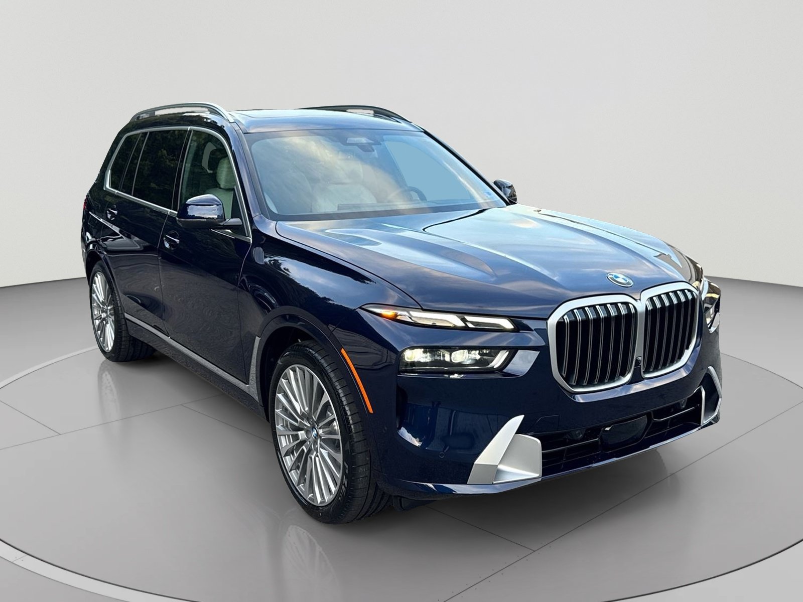 2027 BMW X7