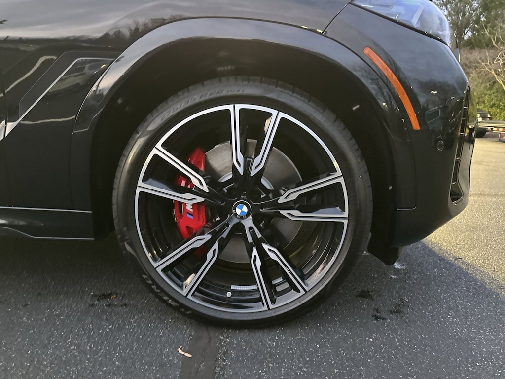 New 2026 BMW X6 M60i SUV