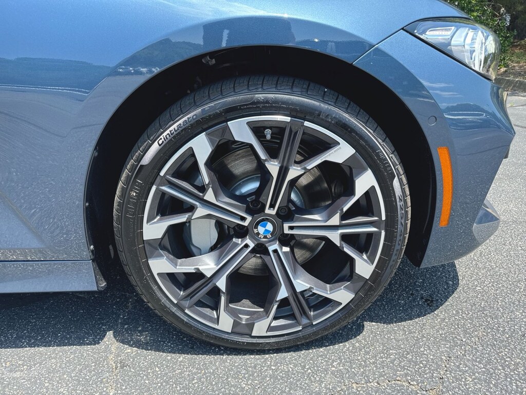 New 2026 BMW 330i xDrive Sedan