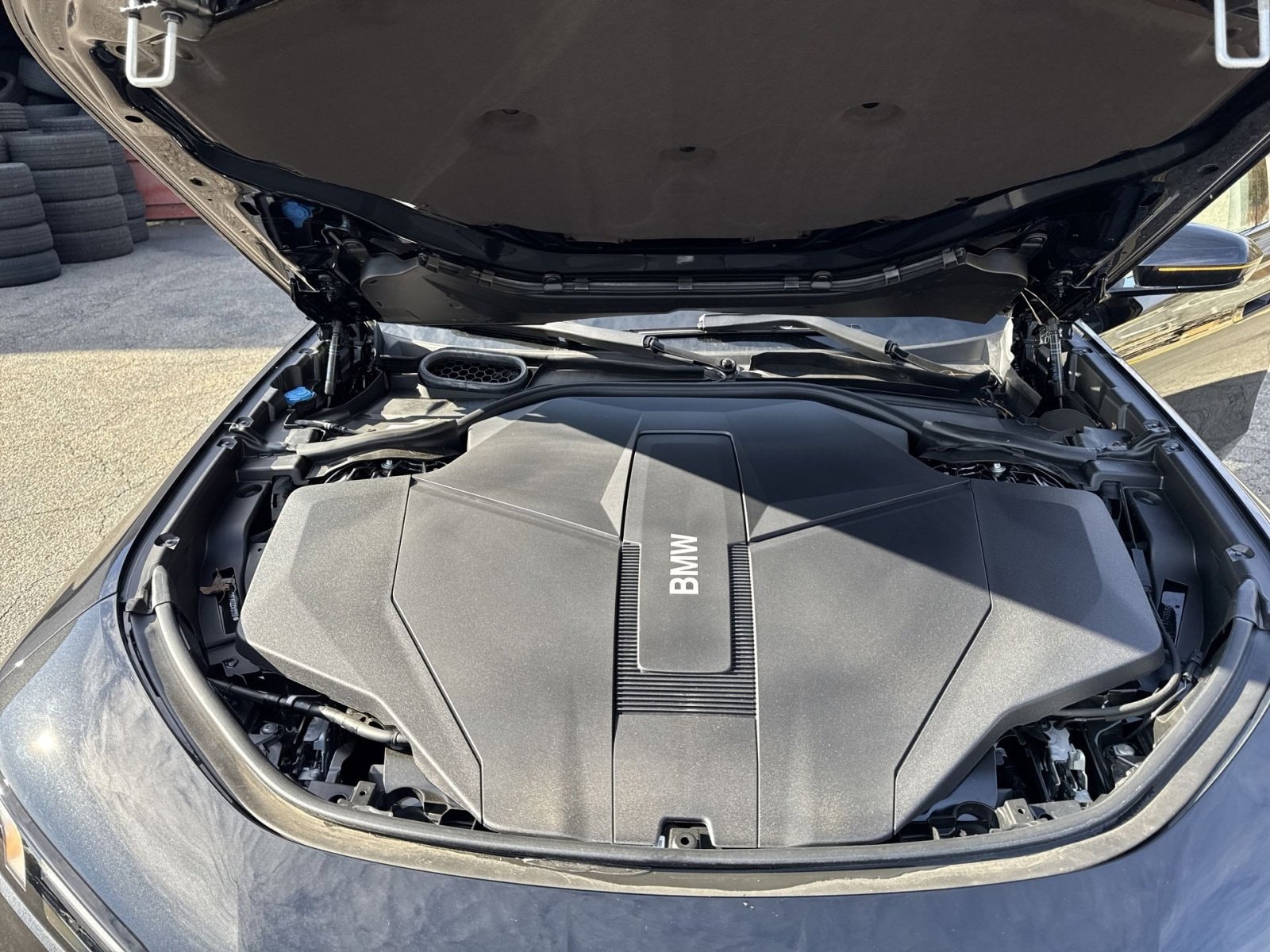 2025 BMW i7 60 - Photo 37