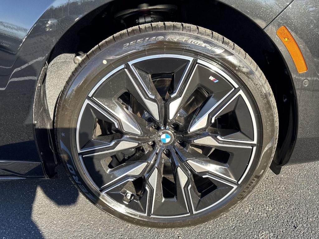 New 2026 BMW i7 M70 Sedan