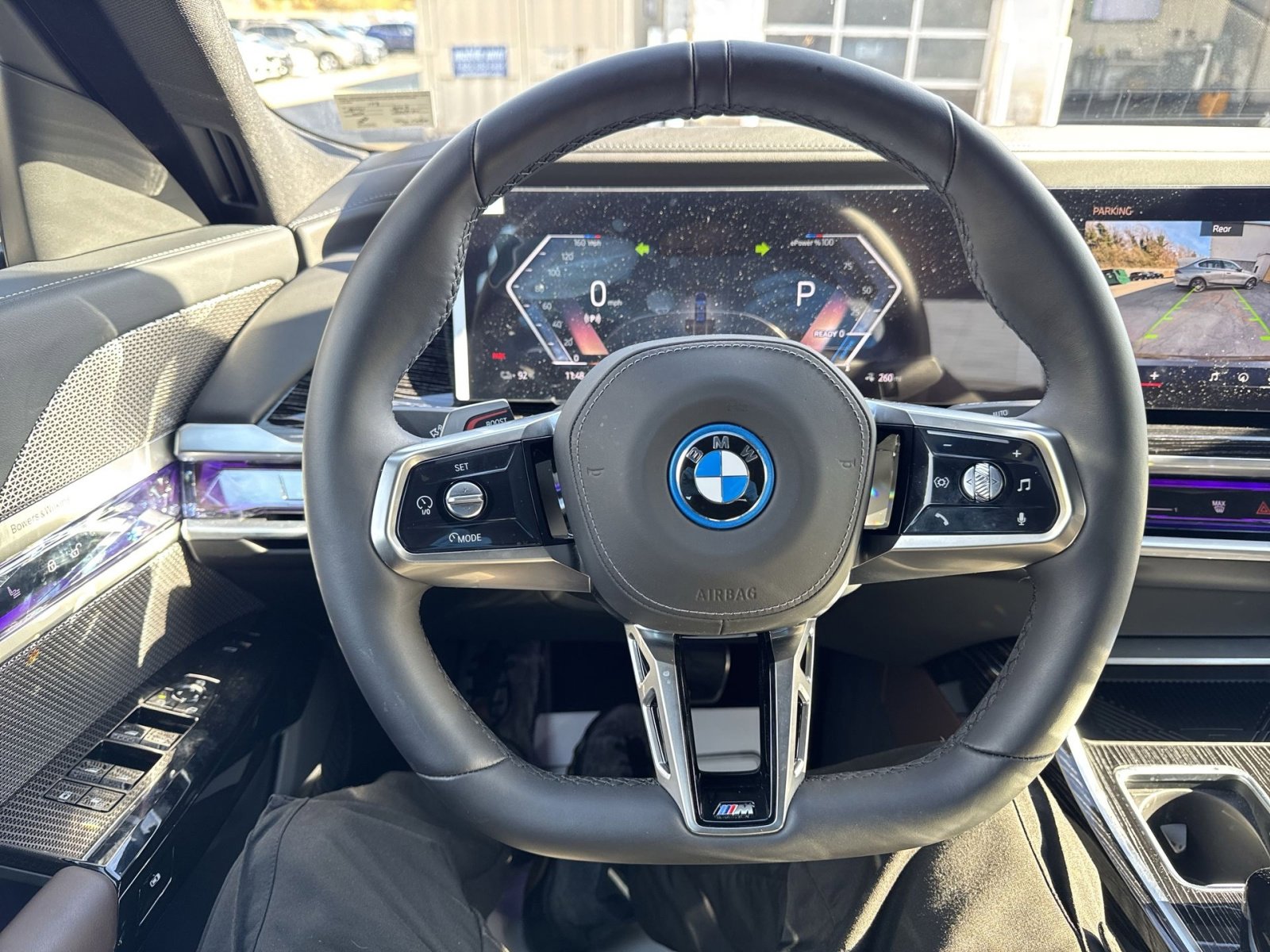 2025 BMW i7 60 - Photo 18