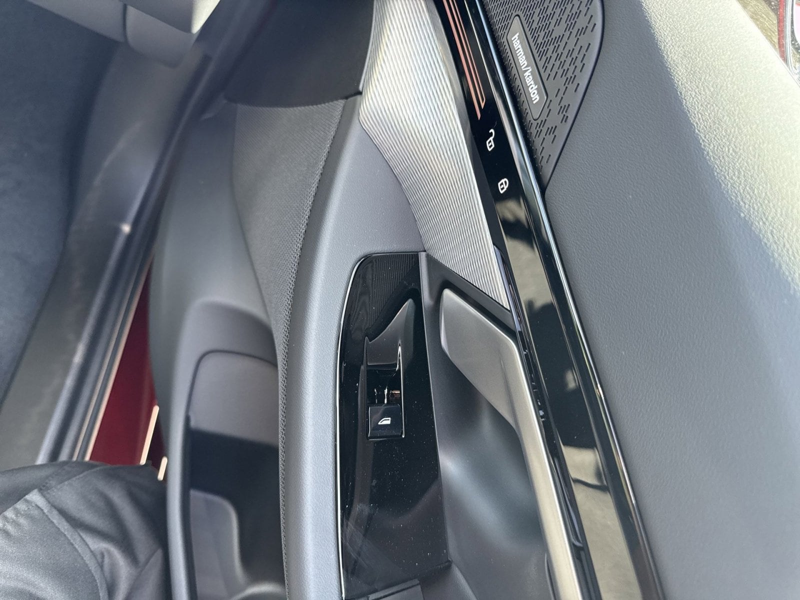 2026 BMW 5 Series 530i - Photo 35