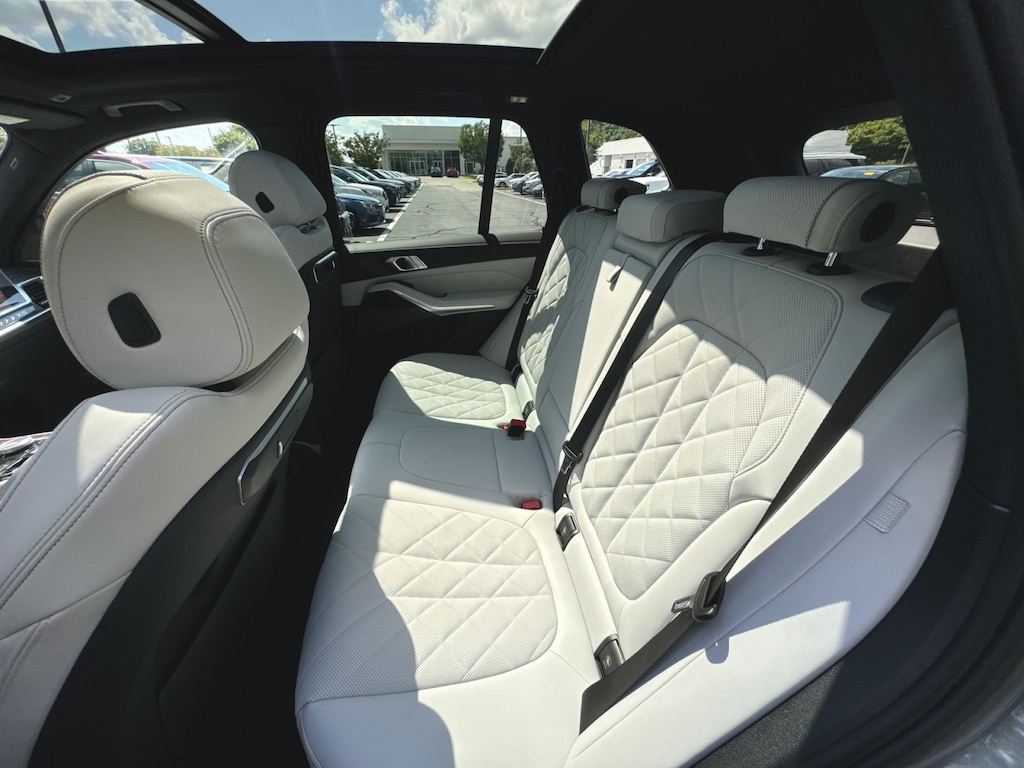 New 2026 BMW X5 xDrive40i SUV