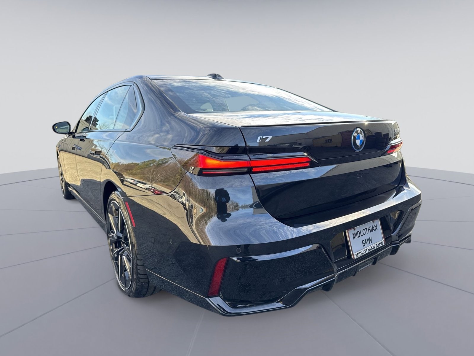 2025 BMW i7 60 - Photo 27