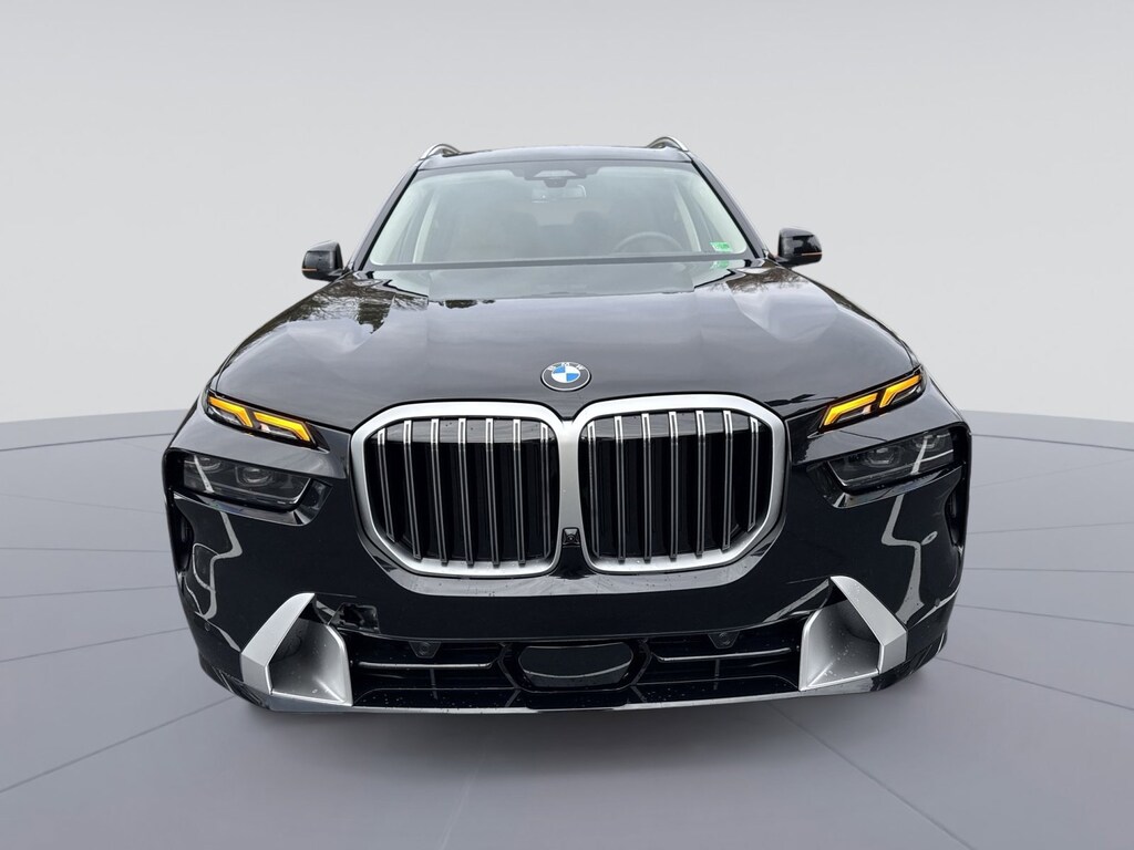 New 2026 BMW X7 xDrive40i SUV