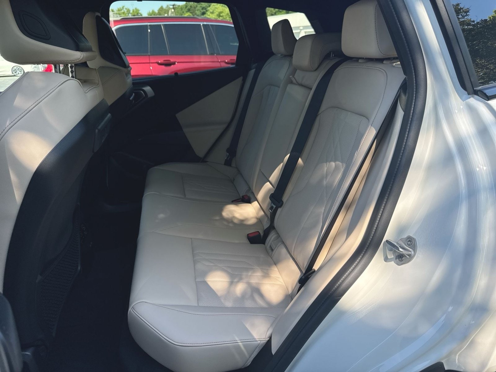 2026 BMW X3 30 - Photo 24