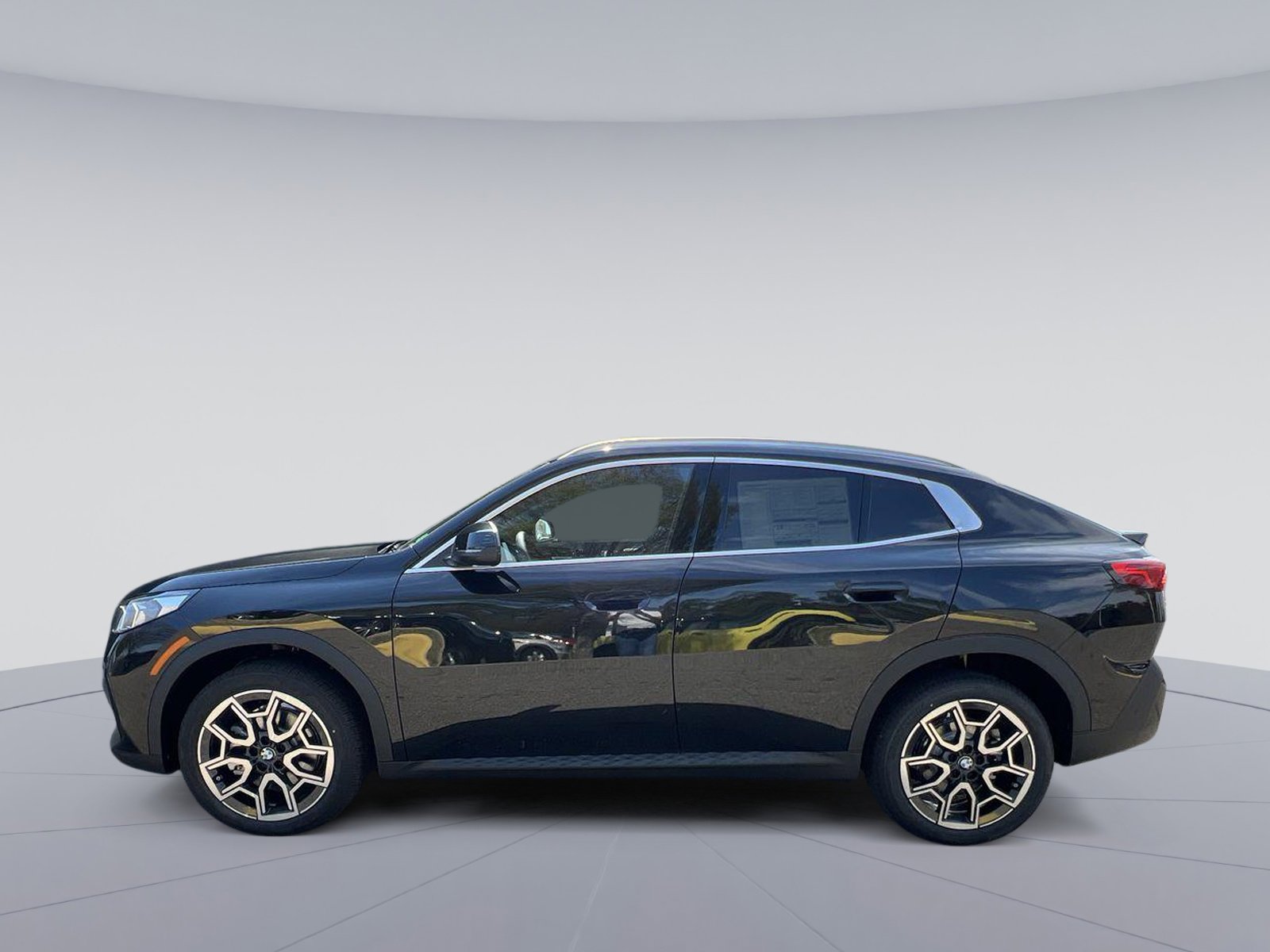 2025 Bmw X2 xDrive28i photo 2