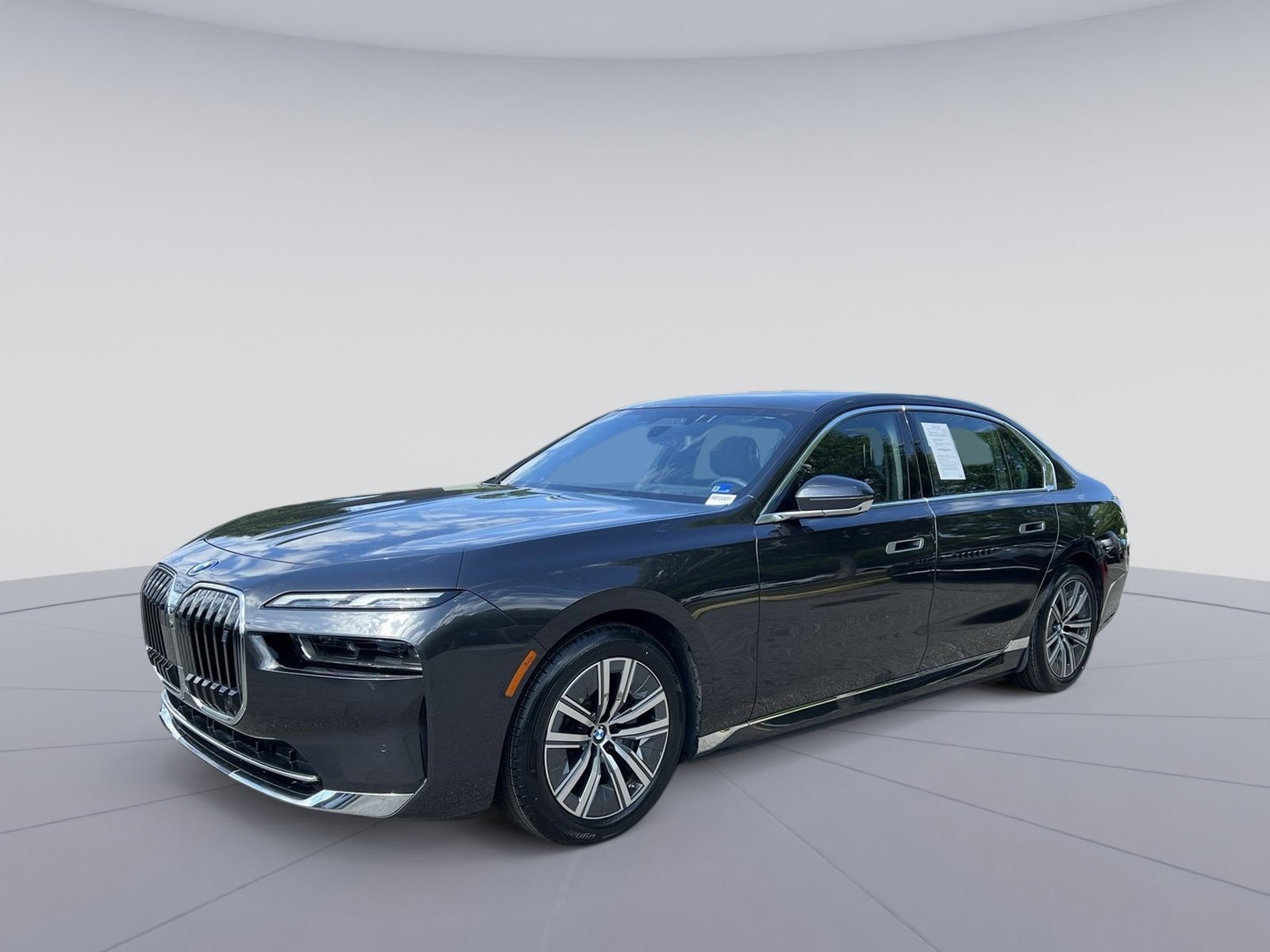 2024 BMW i7 eDrive50's photo