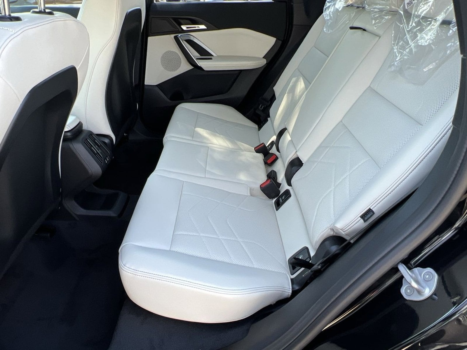 2026 BMW X1 28i - Photo 22