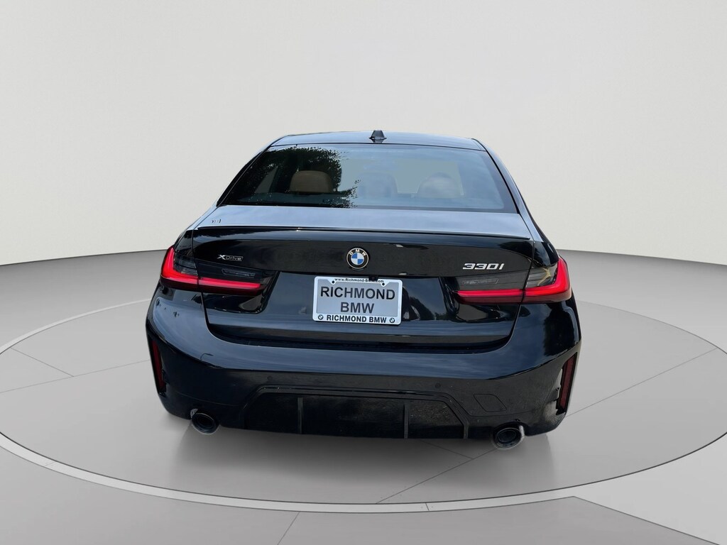 New 2026 BMW 330i xDrive Sedan