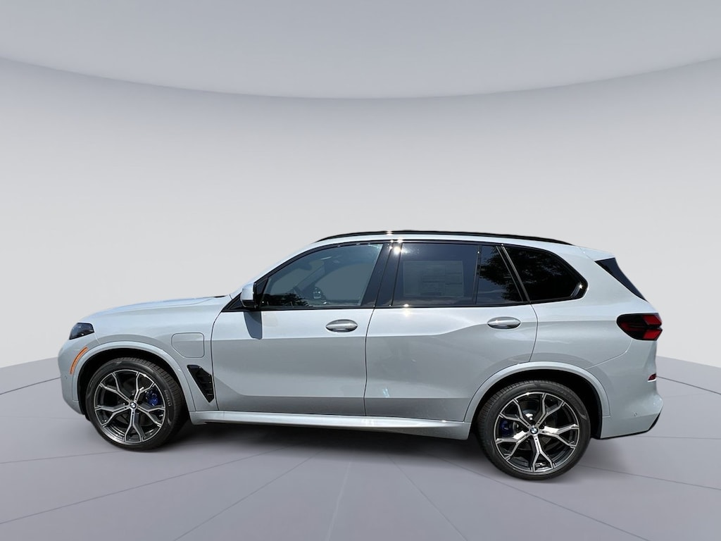 New 2026 BMW X5 PHEV xDrive50e SUV